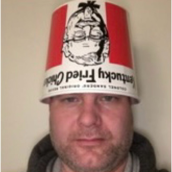 Meet your Posher, Shaun - Picture 5 of 6